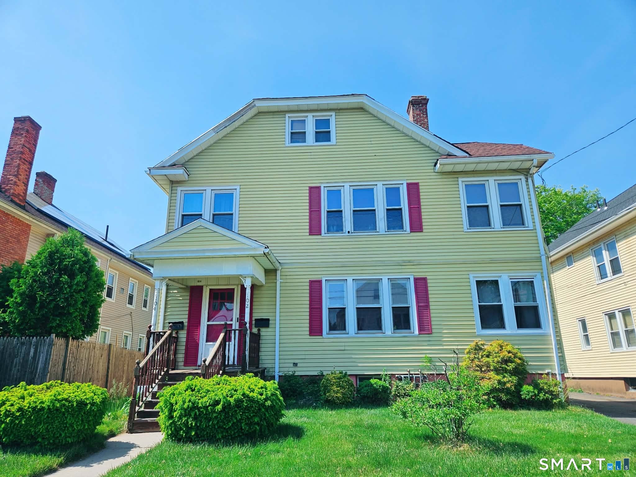 102-104 Mapleton Street Hartford, CT 06114 - Photo 2 of 16