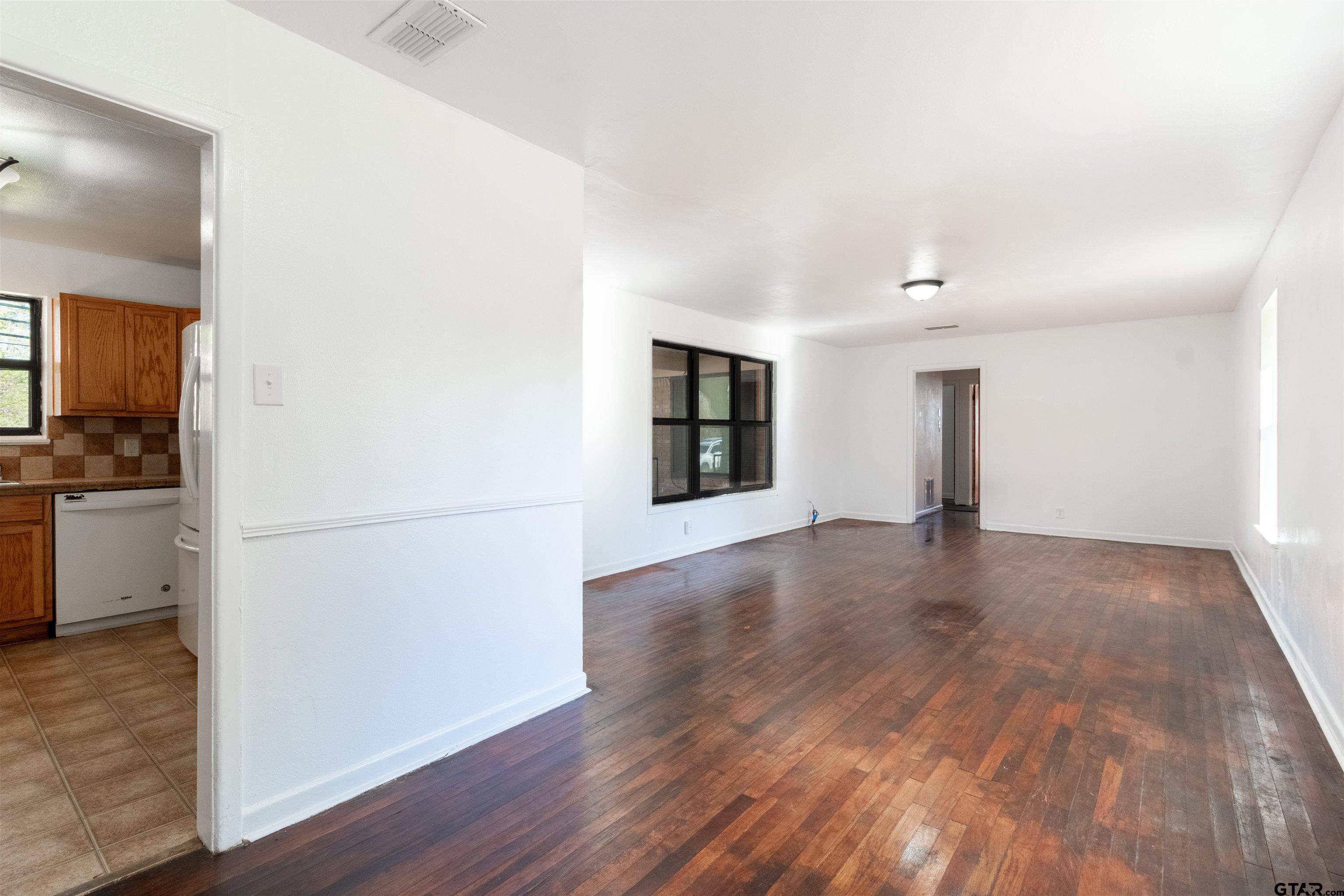 3011 Terilinga Drive Tyler, TX 75701 - Photo 9 of 39