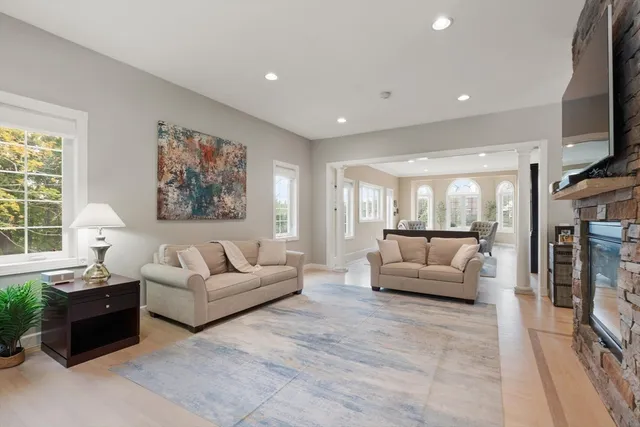 $3,000,000 | 2 Bridle Path, Lynnfield, MA 01940