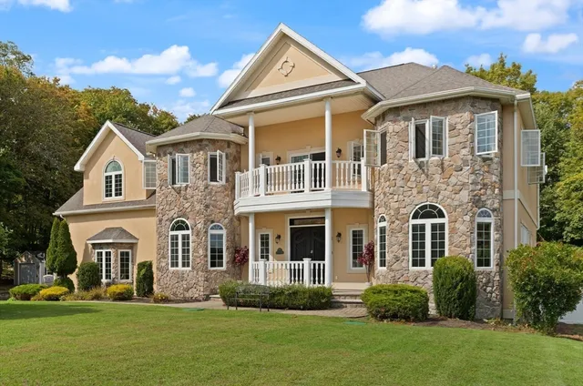 $3,000,000 | 2 Bridle Path, Lynnfield, MA 01940