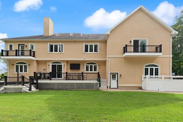 $3,000,000 | 2 Bridle Path, Lynnfield, MA 01940