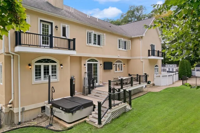 $3,000,000 | 2 Bridle Path, Lynnfield, MA 01940