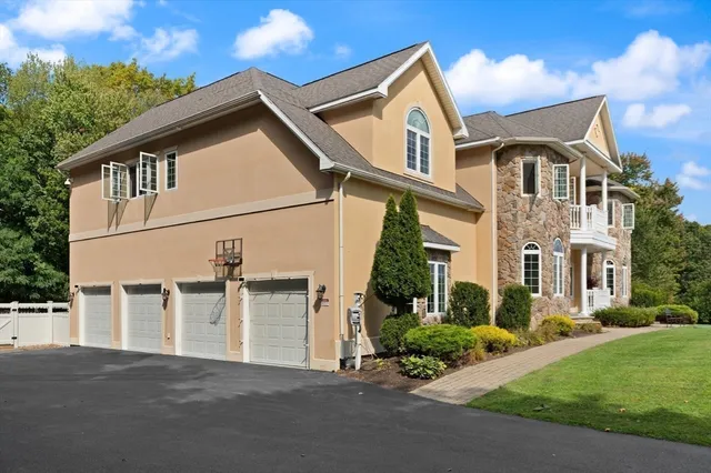 $3,000,000 | 2 Bridle Path, Lynnfield, MA 01940