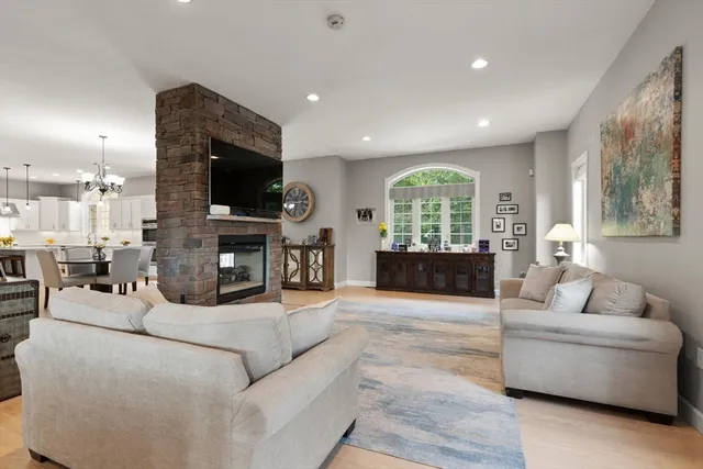 $3,000,000 | 2 Bridle Path, Lynnfield, MA 01940