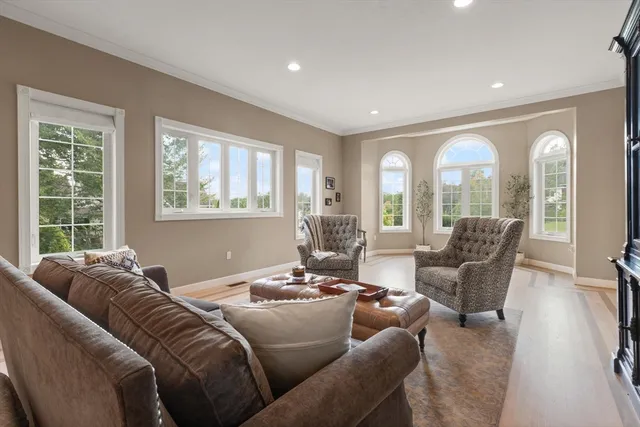 $3,000,000 | 2 Bridle Path, Lynnfield, MA 01940