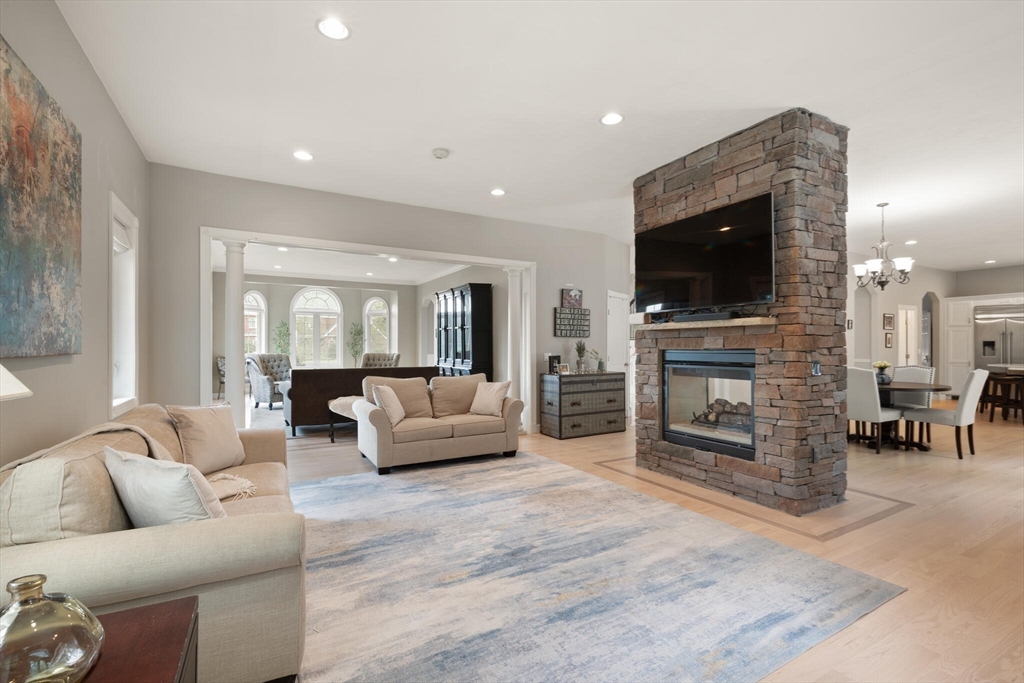 2 Bridle Path Lynnfield, MA 01940 - Photo 9 of 41