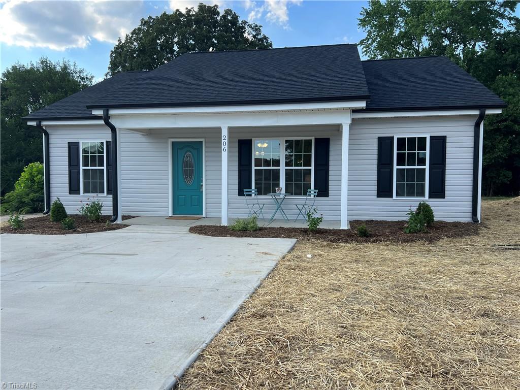 206 West Springfield Road High Point, NC 27263 - Photo 1 of 13 Gallery Image 1