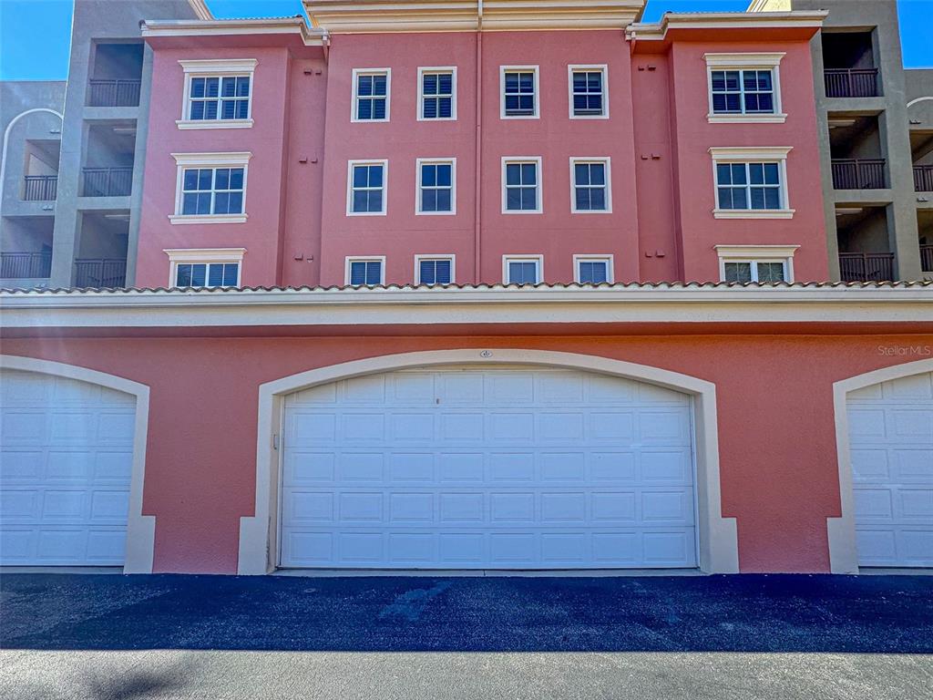 424 East Luna Bella Ln Unit 417