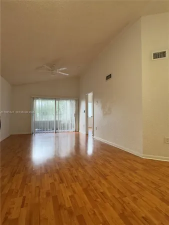 $1,694 | 2861 North Oakland Forest Drive, Unit 301, Oakland Park, FL 33309