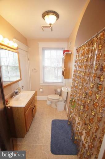 112 Kinship Road Dundalk, MD 21222 - Photo 14 of 20 Bath #1