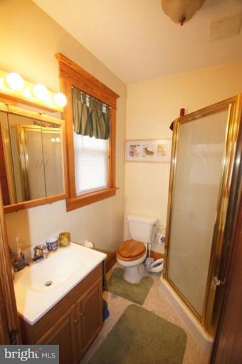 112 Kinship Road Dundalk, MD 21222 - Photo 17 of 20 Bath #2