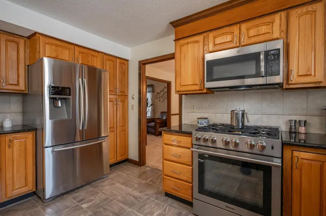 $769,000 | 4 Lisa Drive, Nashua, NH 03062