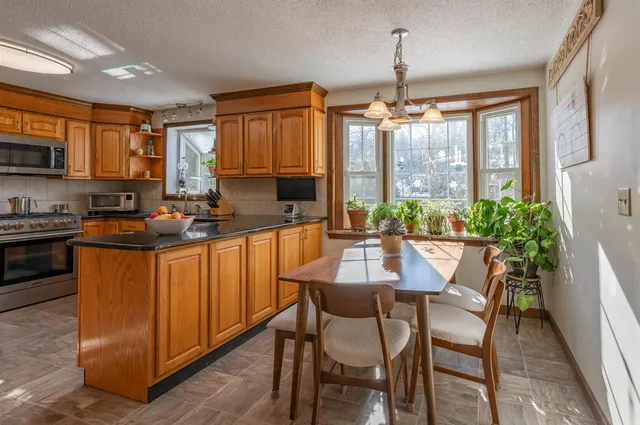 $769,000 | 4 Lisa Drive, Nashua, NH 03062