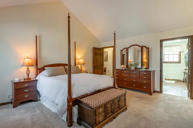 $769,000 | 4 Lisa Drive, Nashua, NH 03062