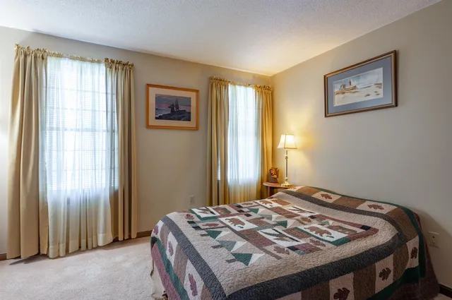 $769,000 | 4 Lisa Drive, Nashua, NH 03062