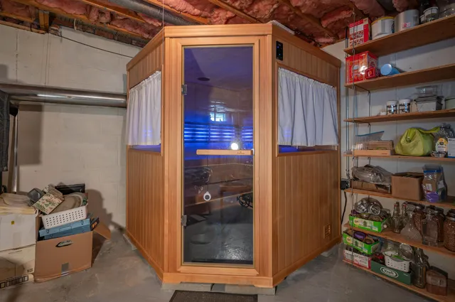 $769,000 | 4 Lisa Drive, Nashua, NH 03062