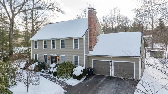 $769,000 | 4 Lisa Drive, Nashua, NH 03062