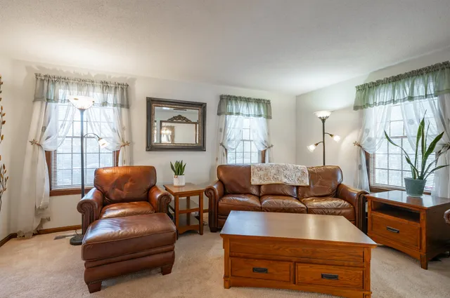 $769,000 | 4 Lisa Drive, Nashua, NH 03062