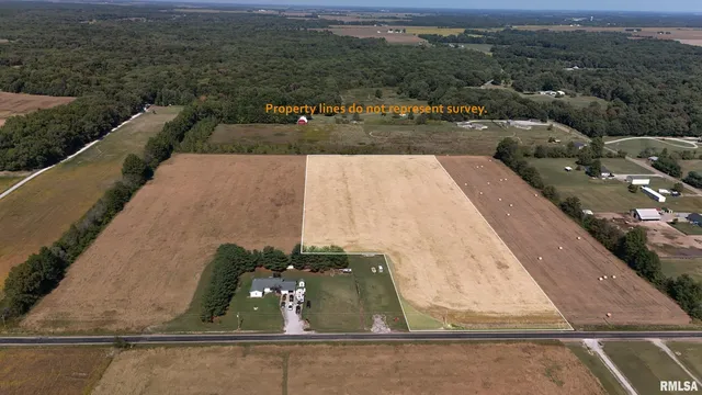 $78,000 | E Coon Creek Lane, Flora, IL 62839