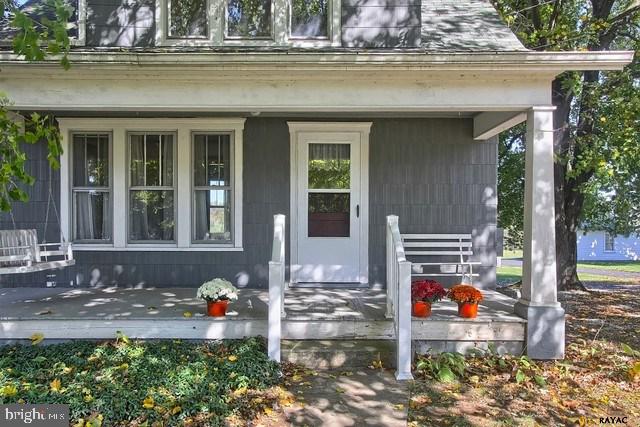 829 Old Rte 30 Orrtanna, PA 17353 - Photo 3 of 27 Gallery Image 3