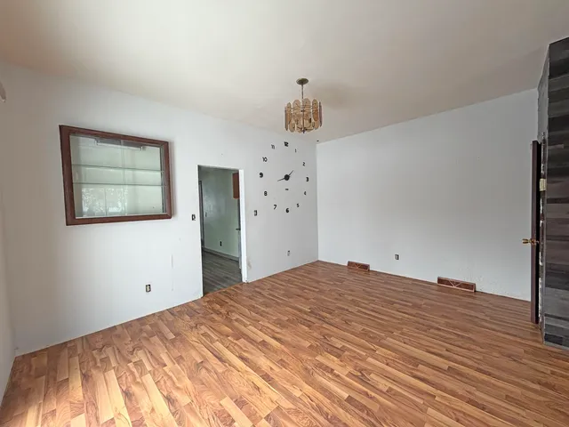 $179,900 | 911 Carney Boulevard, Marinette, WI 54143