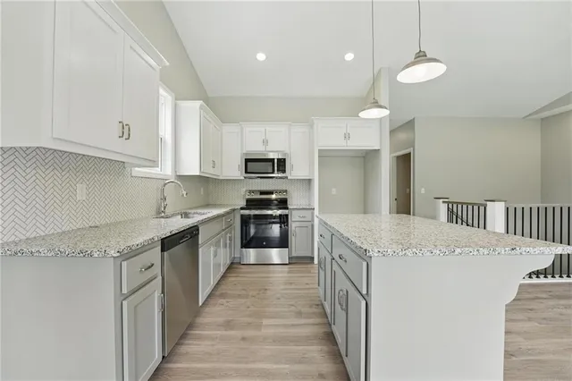 $354,995 | 781 Highland Drive, Edwardsville, KS 66111