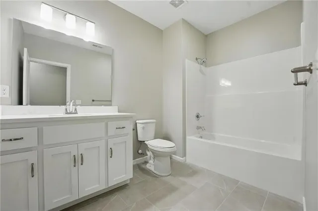 $354,995 | 781 Highland Drive, Edwardsville, KS 66111