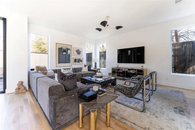 $1,450,000 | 6437 Trammel Drive, Dallas, TX 75214