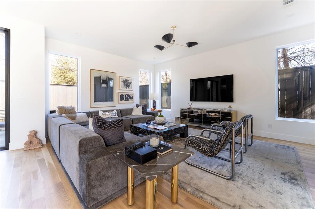 6437 Trammel Drive Dallas, TX 75214 - Photo 15 of 39