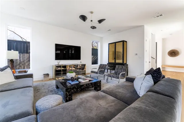 $1,450,000 | 6437 Trammel Drive, Dallas, TX 75214