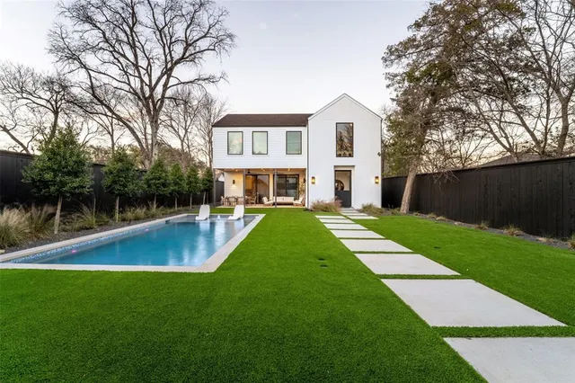 $1,450,000 | 6437 Trammel Drive, Dallas, TX 75214
