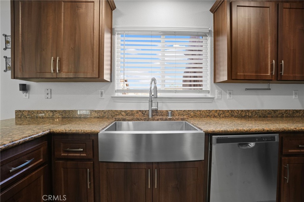 13070 Curry Avenue Lodi, CA 95240 - Photo 18 of 71