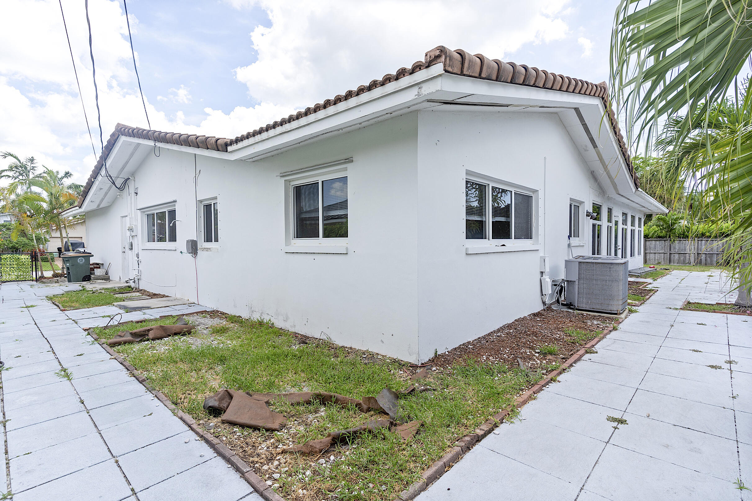 2910 Northeast 40th Court Lighthouse Point, FL 33064 - Photo 48 of 49 2910 NE 40th Ct - - 047