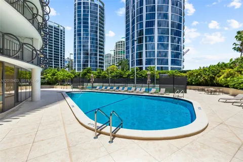 $1,750,000 | 2843 South Bayshore Drive, Unit 11F, Miami, FL 33133