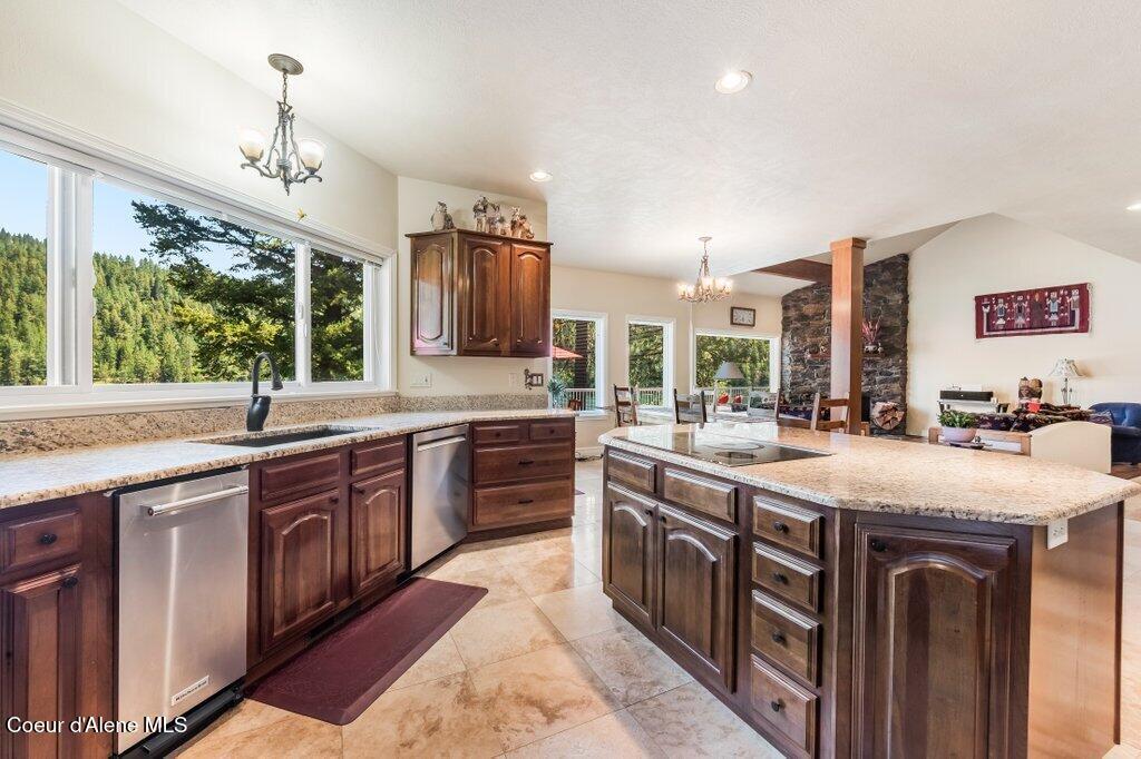 63200 South Powderhorn Bay Road Harrison, ID 83833 - Photo 20 of 64 Spacious remodeled kitchen