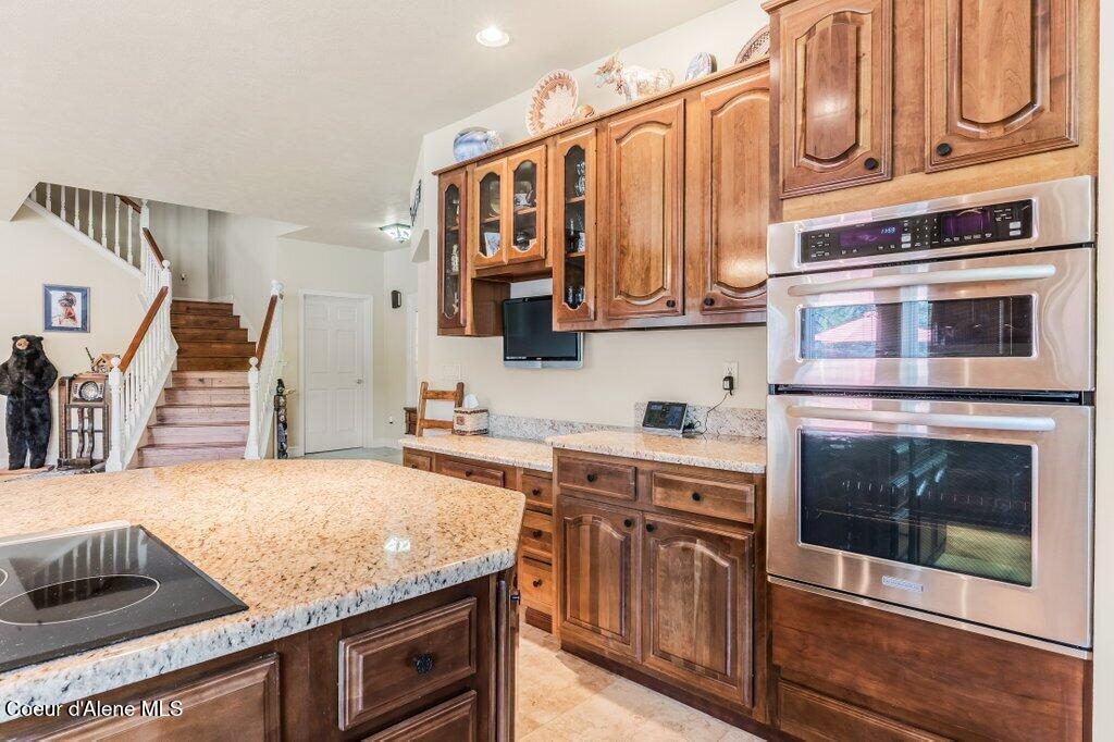 63200 South Powderhorn Bay Road Harrison, ID 83833 - Photo 24 of 64 Stainless steel oven & microwave