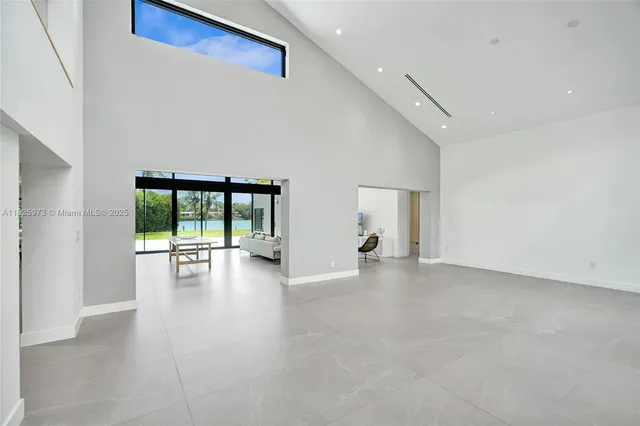 $4,890,000 | 19651 Northeast 19th Place, North Miami Beach, FL 33179