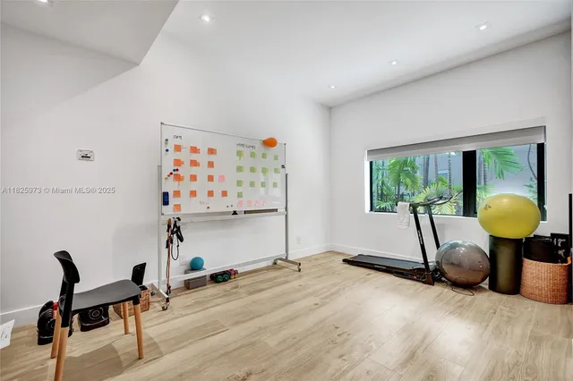 $4,890,000 | 19651 Northeast 19th Place, North Miami Beach, FL 33179