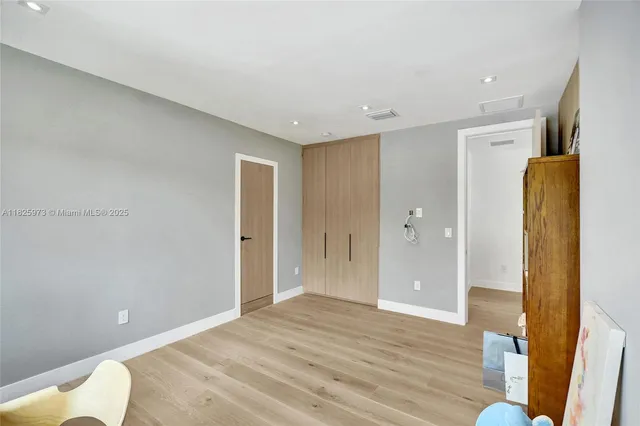 $4,890,000 | 19651 Northeast 19th Place, North Miami Beach, FL 33179