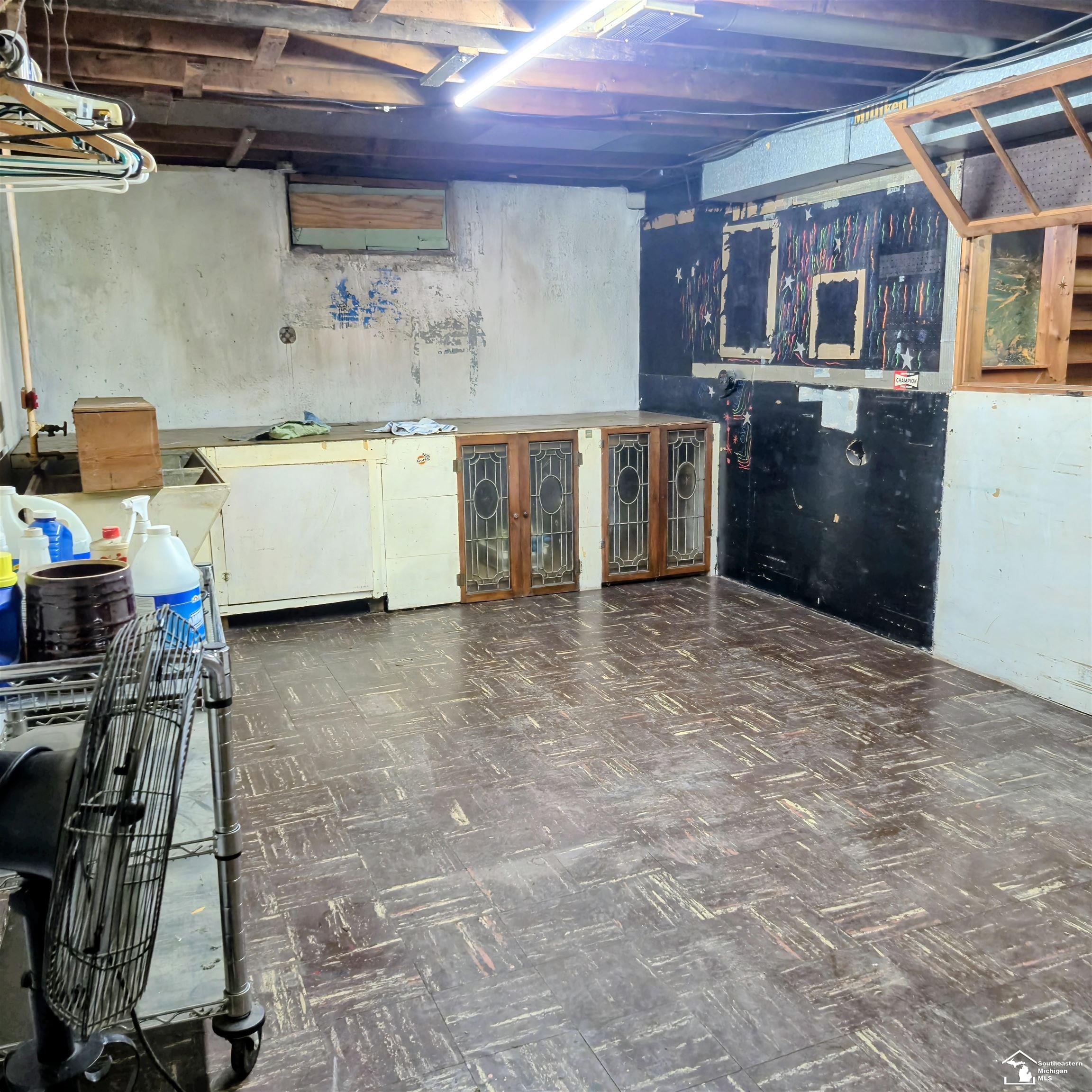 2579 Grange Road Trenton, MI 48183 - Photo 18 of 19