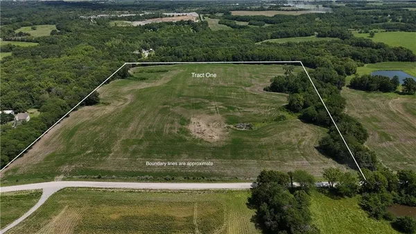$350,000 | 1 Southeast 240th Street, Lathrop, MO 64465