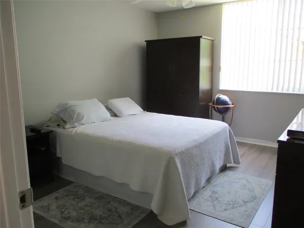 $2,250 | 123 Yacht Club Way, Unit 206, Hypoluxo, FL 33462
