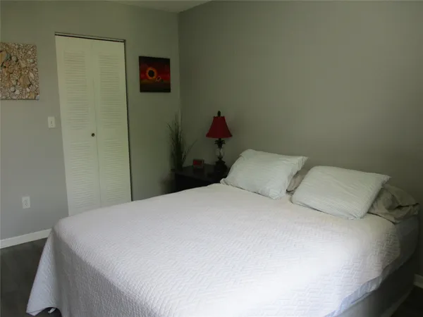 $2,250 | 123 Yacht Club Way, Unit 206, Hypoluxo, FL 33462