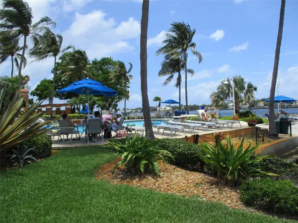 $2,250 | 123 Yacht Club Way, Unit 206, Hypoluxo, FL 33462