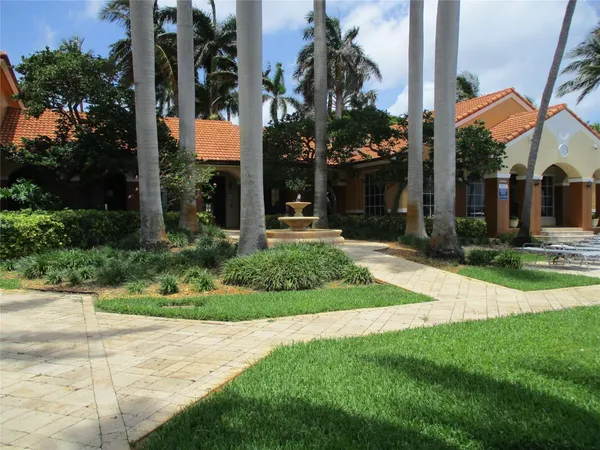 $2,250 | 123 Yacht Club Way, Unit 206, Hypoluxo, FL 33462