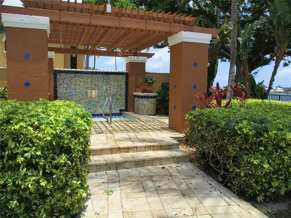 $2,250 | 123 Yacht Club Way, Unit 206, Hypoluxo, FL 33462