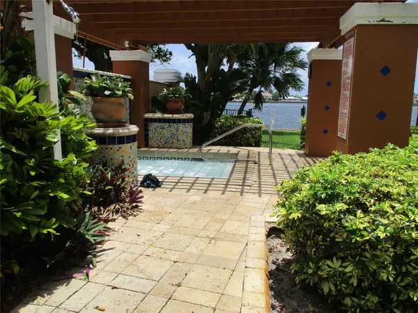 $2,250 | 123 Yacht Club Way, Unit 206, Hypoluxo, FL 33462