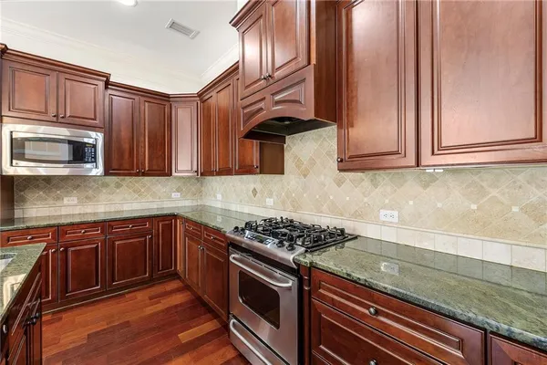 $2,700 | 15 Buford Village Walk, Buford, GA 30518