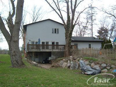 8483 Fenton Road Grand Blanc, MI 48439 - Photo 2 of 10 20201419-1.JPG