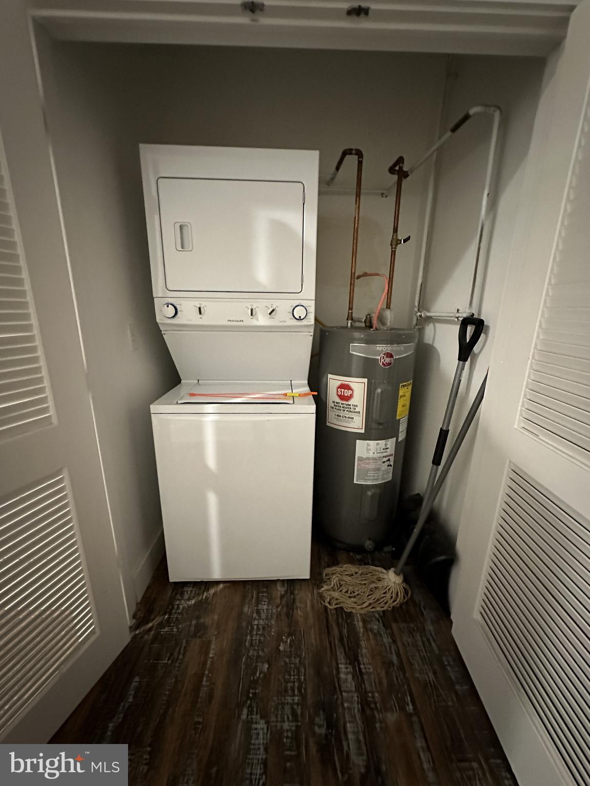 2206 North Front Street, Unit 2B Philadelphia, PA 19133 - Photo 8 of 28